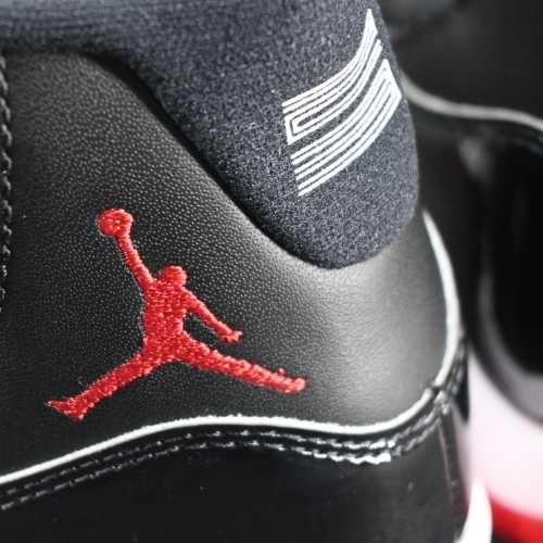 Air Jordan Retro 11 "Bred" - Imagen 5