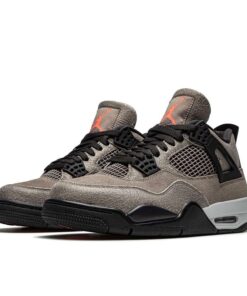 Air Jordan Retro 4 "Taupe Haze" Cafe Negro