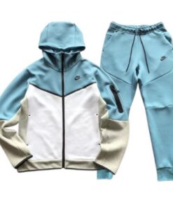 Conjunto NIKE TECH Fleece "Celeste/Blanco" Algodon Real