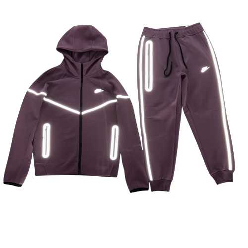 Conjunto NIKE TECH 2025 "REFLECTANTE" Algodón Premium Morado