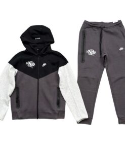 Conjunto NIKE TECH x SYNA CENTRAL CEE "Negro/Gris Oscuro/Blanco" Algodón Mejor Calidad