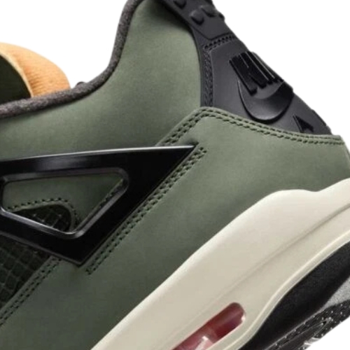 Air Jordan Retro 4 "Undefeated" Verde - Imagen 3