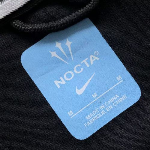 Polerón NIKE x NOCTA – Edición Exclusiva (Verde / Negro / Celeste) - Imagen 4