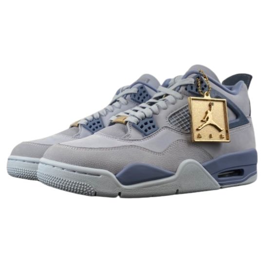 Air Jordan Retro 4 "UNC" PE First Class Celeste