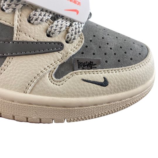 Air Jordan Retro 1 low Travis Scott "Grey Gris" - Imagen 3