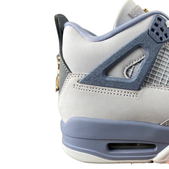 Air Jordan Retro 4 "UNC" PE First Class Celeste - Imagen 3