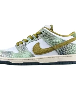 Alexis Sablone x Nike SB Dunk SB Pro "Chameleon"