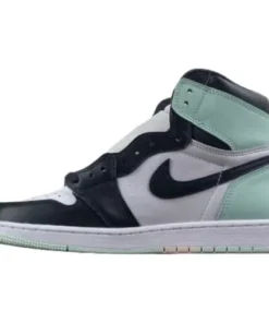 Nike Air Jordan 1 Retro ”NRG Igloo" Celeste