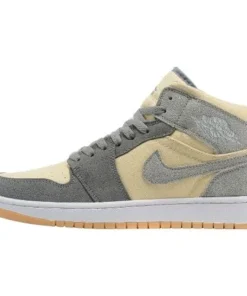 Nike Air Jordan 1 Retro "Coconut Milk Particle Grey"